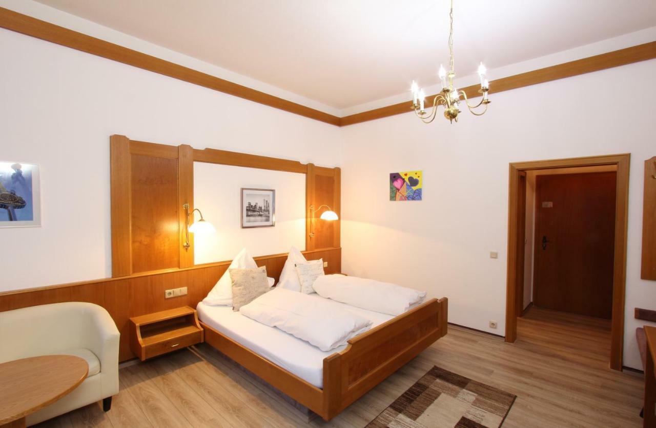 Hotel Sonne Bad Wildbad Exterior foto